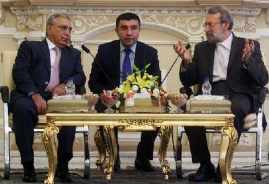 Rencontre de la délégation azerbaïdjanaise avec le président du parlemet iranien