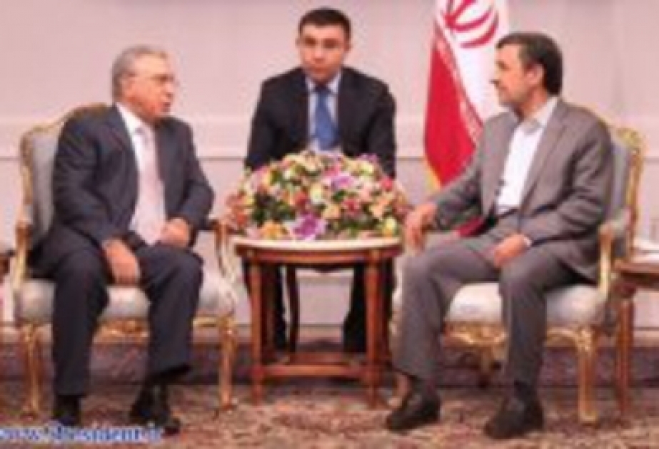 Rencontre entre l’académicien Ramiz Mehdiyev, chef de l’administration présidentielle de la République d’Azerbaïdjan, et M. Mahmoud Ahmadinejad, président iranien, à Téhéran