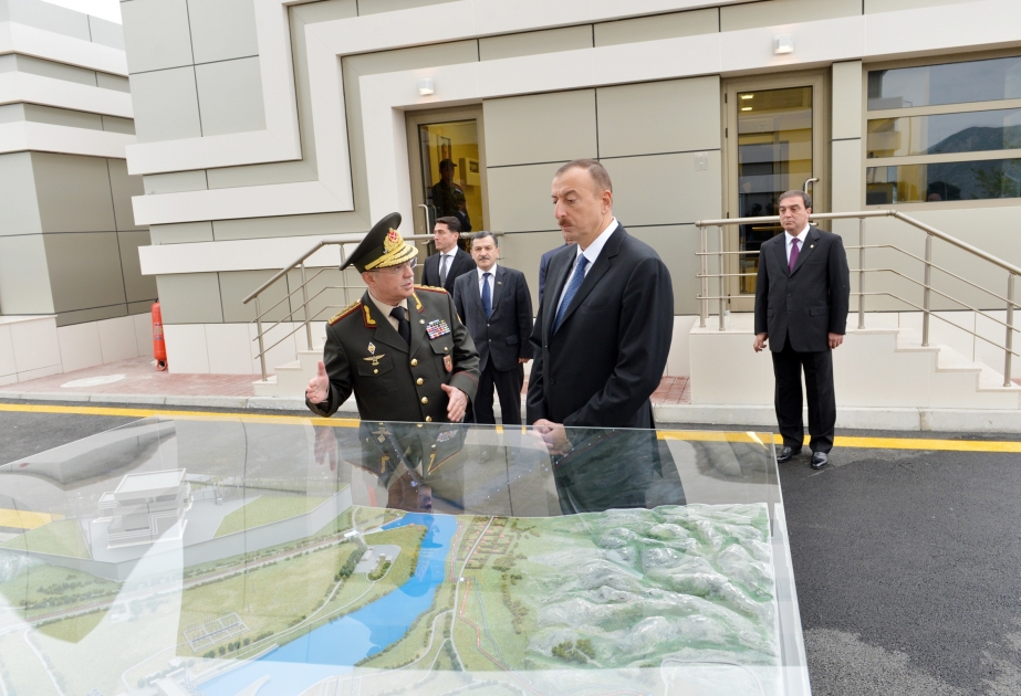 Prezident İlham Əliyev Mingəçevir Su Anbarının təhlükəsizlik sistemi ilə tanış olmuşdur