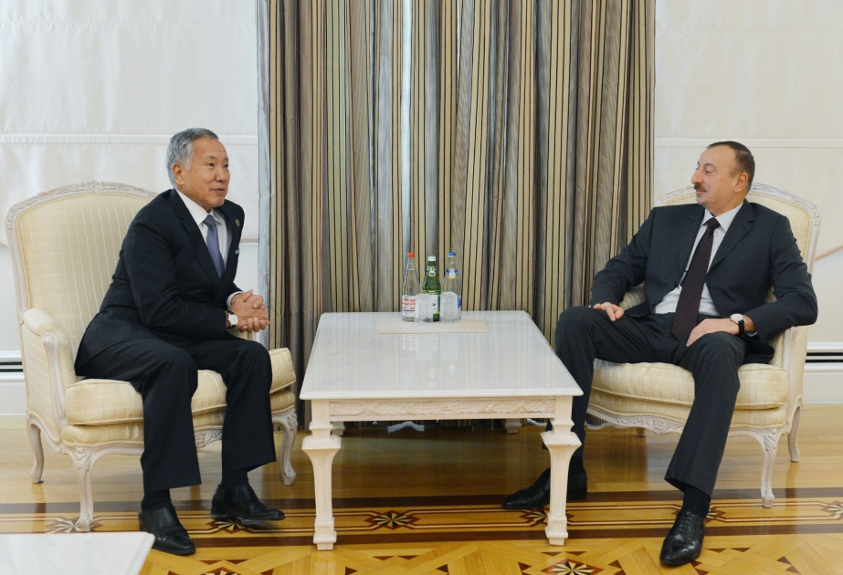 Prezident İlham Əliyev Qazaxıstanın Azərbaycandakı səfirini diplomatik fəaliyyətinin başa çatması ilə əlaqədar qəbul etmişdir