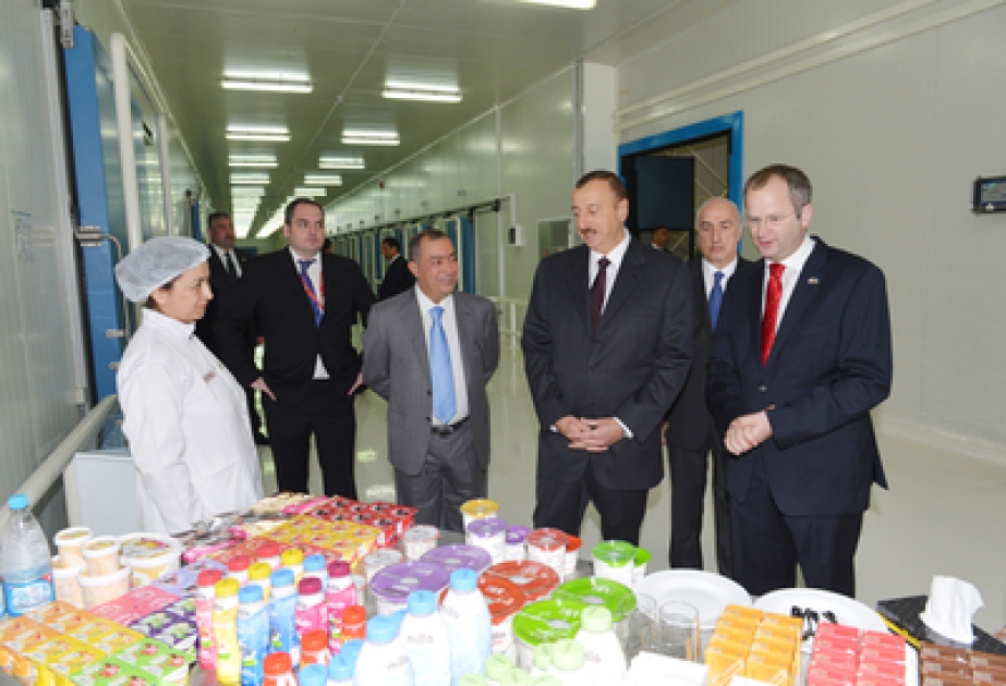 Le président Ilham Aliyev a participé à la cérémonie d’ouverture des usines de la SARL “AzFO CO LTD” au bourg Heukmali VIDEO