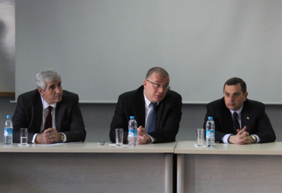 Le vice- ministre azerbaïdjanais des affaires étrangères a rencontré les étudiants de l’Université technique du Moyen Orient de la Turquie