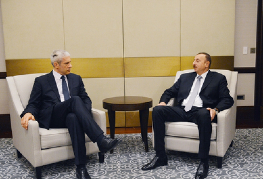Le président Ilham Aliyev s’entretient avec l’ancien président serbe Boris Tadic VIDEO
