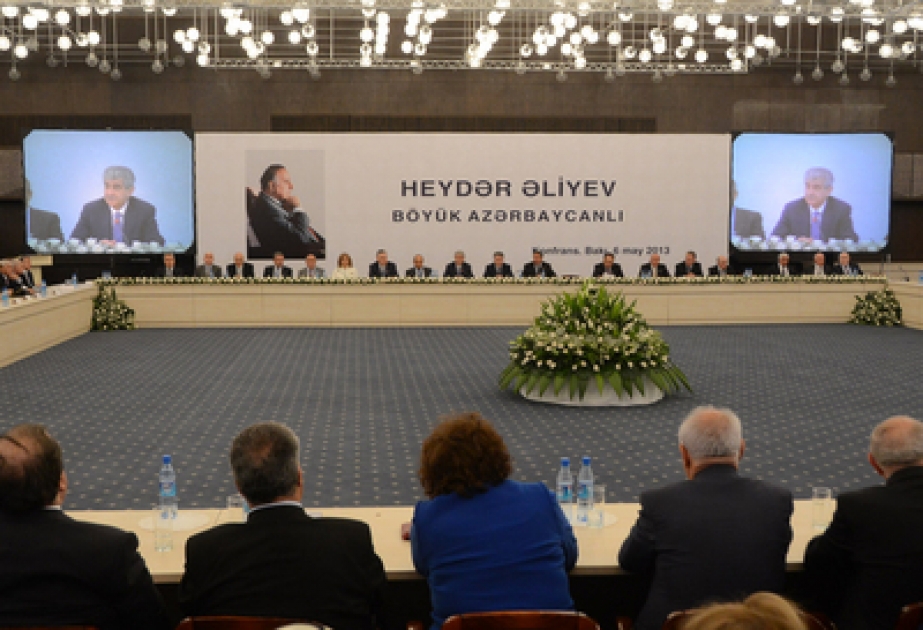 La conférence «Heydar Aliyev : le grand Azerbaïdjanais», consacrée au 90ème anniversaire de la naissance du leader national Heydar Aliyev a débuté à Bakou
