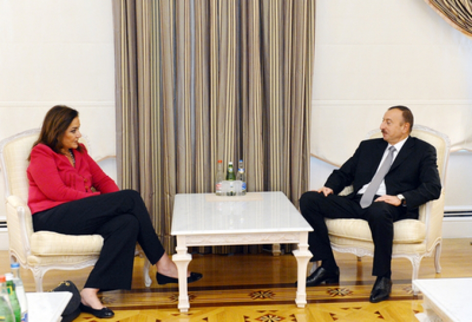 Le président Ilham Aliyev a reçu l’ancienne ministre des Affaires étrangères de la Grèce, membre du parlement grec VIDEO