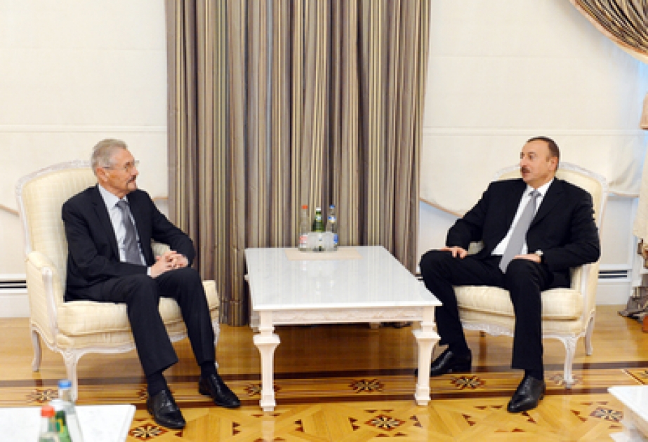 Le président azerbaïdjanais Ilham Aliyev a reçu l’ancien président roumain Emil Constantinescu VIDEO