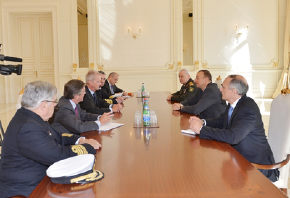 Le président azerbaïdjanais Ilham Aliyev a reçu la délégation conduite par le ministre espagnol de la Défense VIDEO