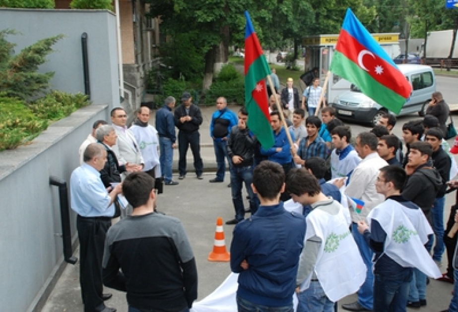 Kiyevdə Ukraynada yaşayan azərbaycanlıların etiraz tədbiri keçirilir