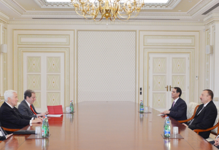 Le président azerbaïdjanais Ilham Aliyev a reçu le sénateur américain Richard Lugar VIDEO