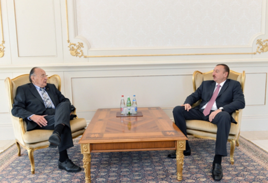 Le président azerbaïdjanais Ilham Aliyev a reçu l’ancien ministre allemand des affaires étrangères VİDEO