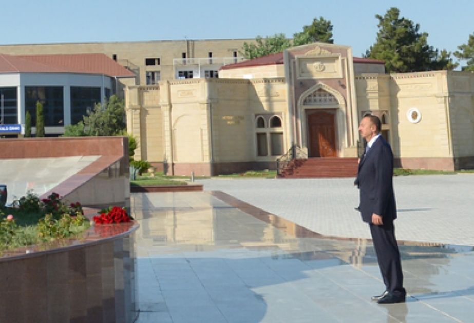 Präsident Ilham Aliyev zu Besuch in Schirvan angekommen VİDEO