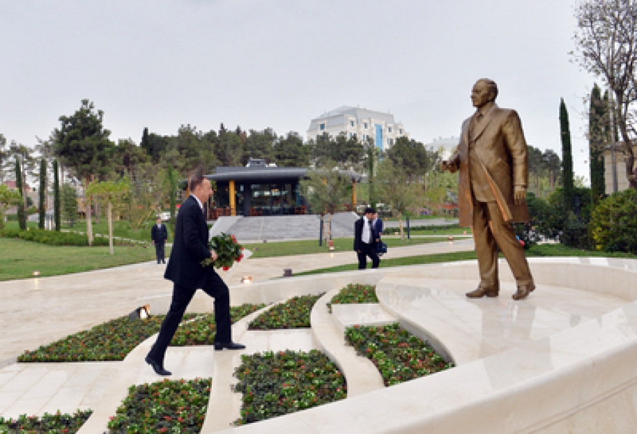 Prezident İlham Əliyev Yeni Azərbaycan Partiyası Binəqədi rayon təşkilatının inzibati binasının açılışında iştirak etmişdir VİDEO
