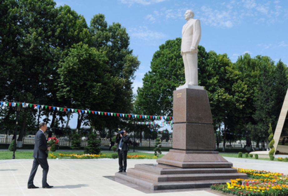 Le président Ilham Aliyev est arrivé en visite à Gazakh
