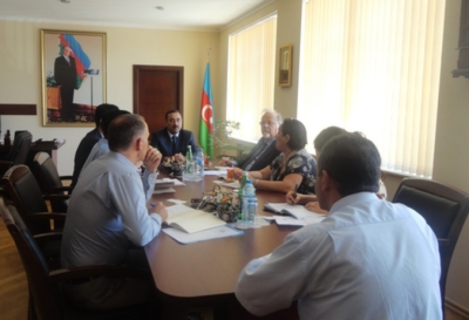 Une rencontre avec l’ambassadeur français en Azerbaïdjan à la SOCAR