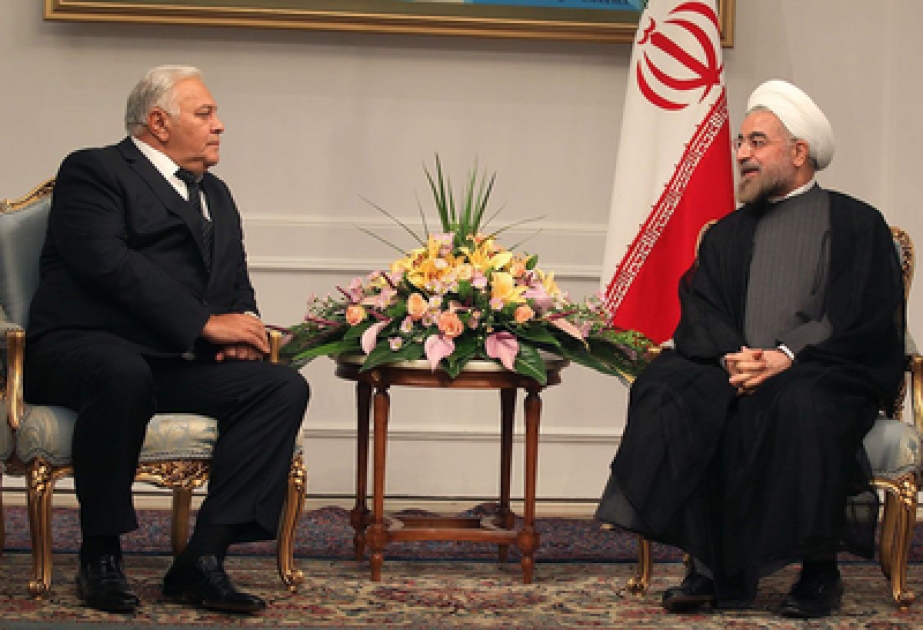 Azerbaijani delegation meets Iranian President