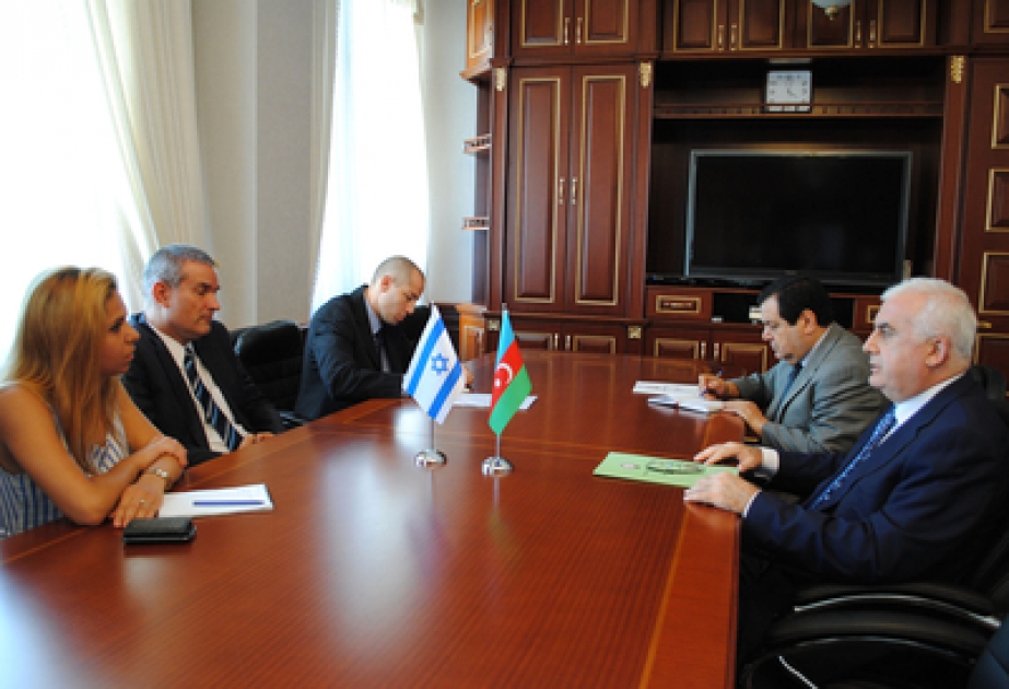 Israeli ambassador meets Azerbaijani minister of agriculture