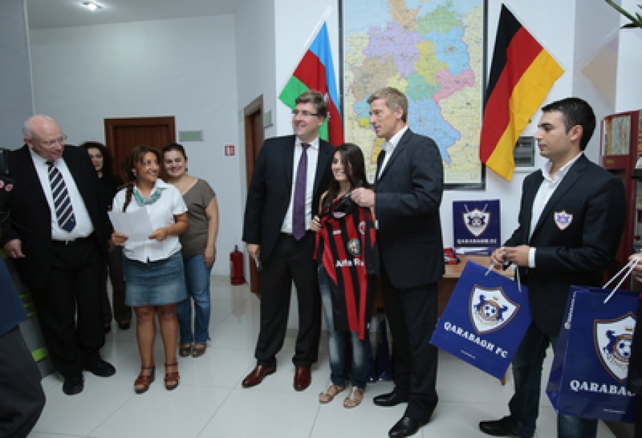 Награждены победители конкурса «Футбольная встреча Германия-Азербайджан: немецкий язык побеждает во всех случаях»