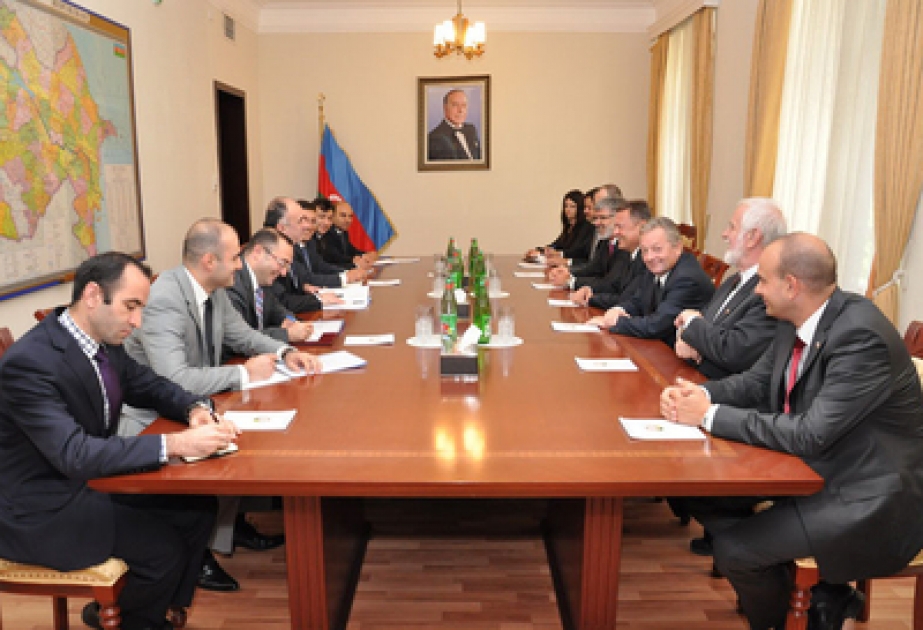 Slowenien ist am weiteren Ausbau der Zusammenarbeit mit Aserbaidschan intressiert