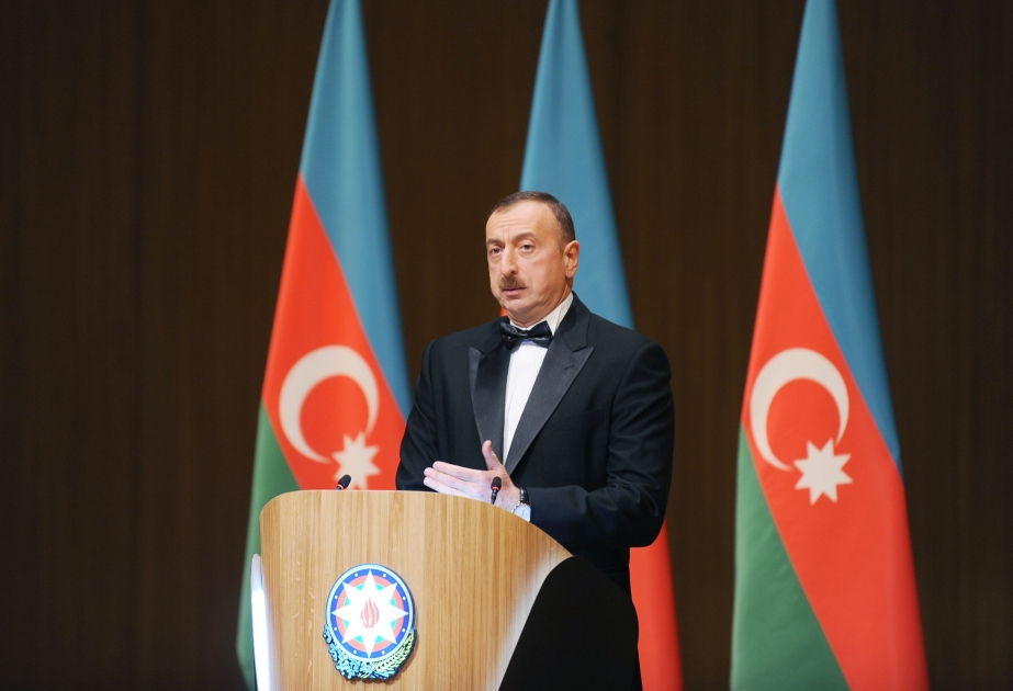 Ümummilli lider Heydər Əliyevin 90 illiyinə həsr olunmuş təntənəli yubiley mərasimi keçirilmişdirAzərbaycan Prezidenti İlham Əliyev mərasimdə iştirak etmişdir VIDEO