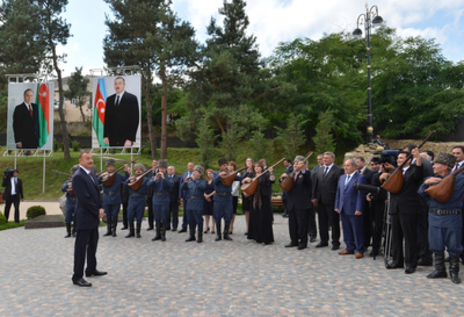 Le président Ilham Aliyev a pris part à l’ouverture de l’Ecole de musique d’achoug de Gadabey VİDEO
