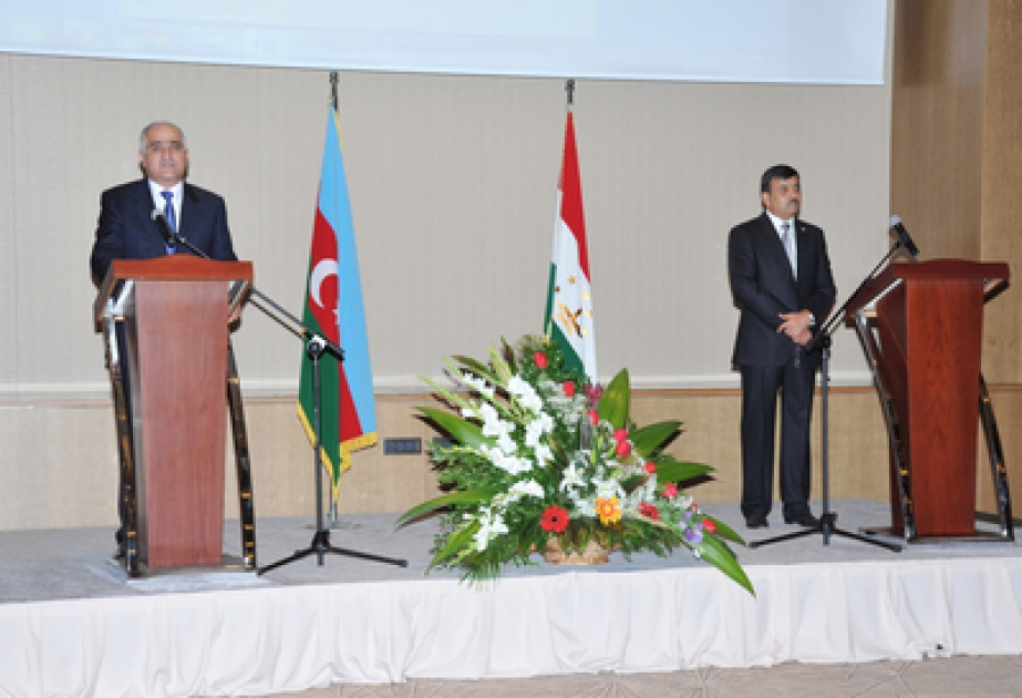 سفارة طاجيكستان لدى أذربيجان تقيم حفل استقبال بمناسبة العيد الوطني لبلادها