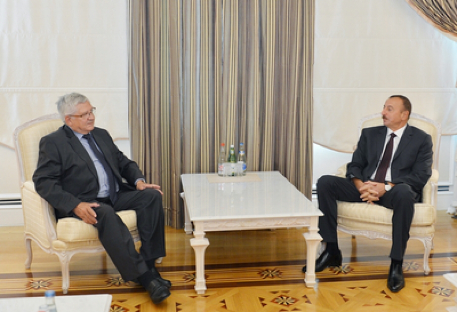 President Ilham Aliyev receives special coordinator appointed by OSCE Chairman-in-Office for monitoring of presidential election in Azerbaijan, and head of France-Azerbaijan friendship group at French National Assembly VİDEO