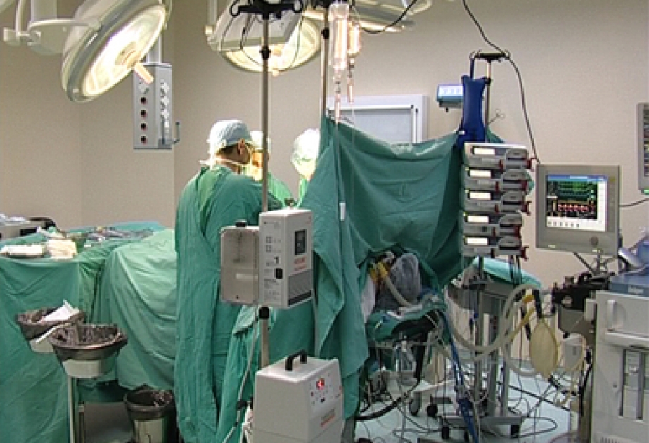Mərkəzi Gömrük Hospitalında 21 yaşlı gəncə qaraciyər köçürülmüşdür