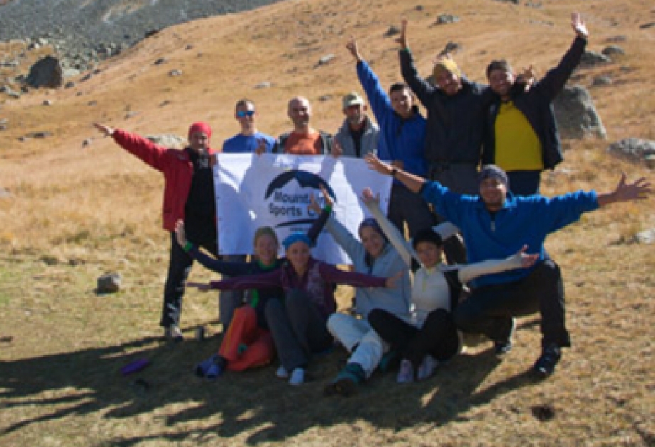 Азербайджанские альпинисты покорили три вершины в Грузии