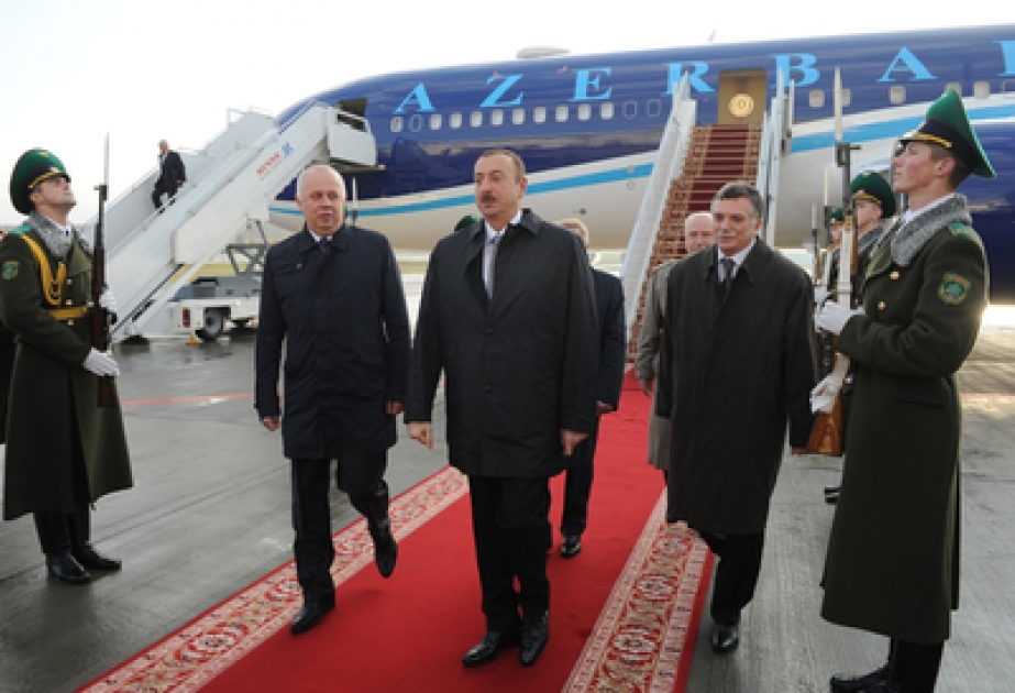 President Ilham Aliyev arrives in Minsk VİDEO