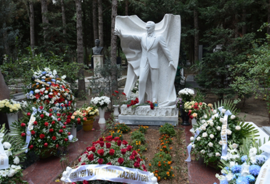 В Баку почтили память Муслима Магомаева
