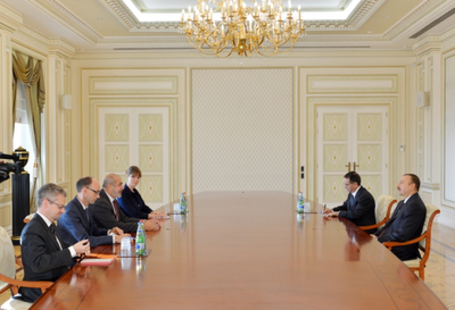Aserbaidschans Präsident Ilham Aliyev den EU-Sondervertreter für Südkaukasus zum Gespräch empfangen