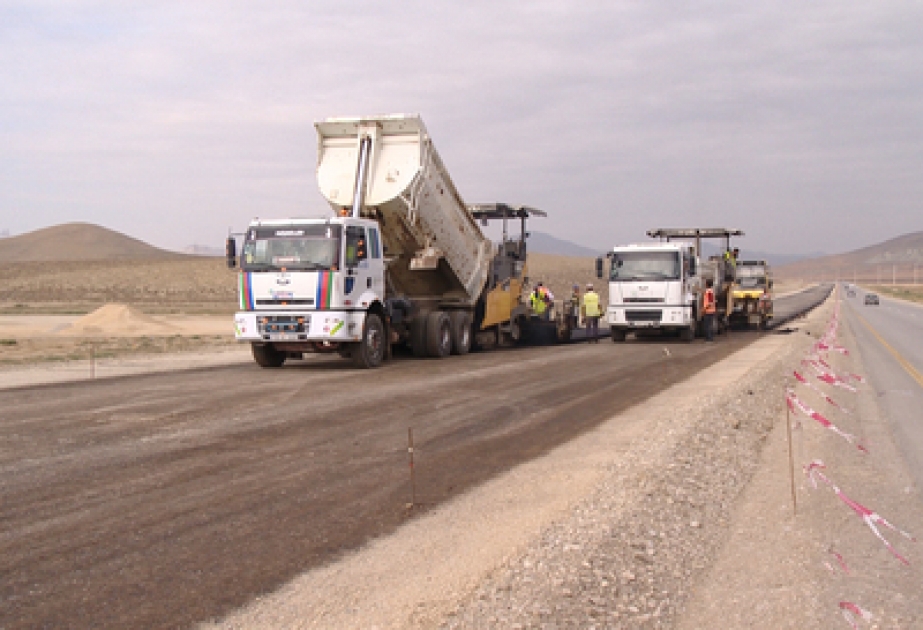 Bakı-Şamaxı-Yevlax avtomobil yolunun 15-45 kilometr hissəsi dörd zolaqlı olacaqdır