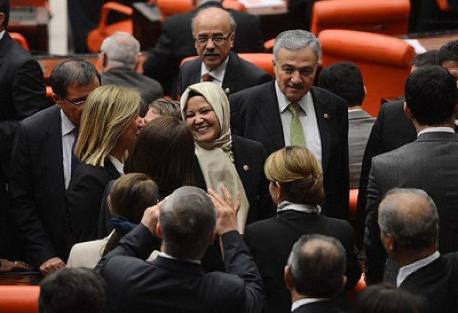 Türkiyə parlamentində tarixi hadisə baş vermişdir