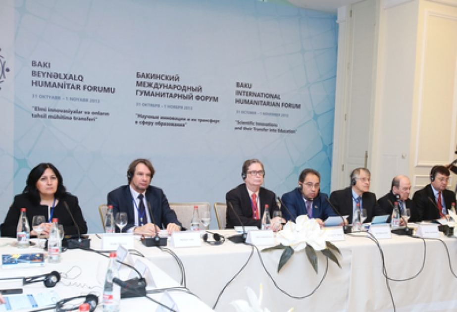 Üçüncü Bakı Beynəlxalq Humanitar Forumu çərçivəsində “Elmi innovasiyalar və onların təhsil mühitinə transferi” mövzusunda “dəyirmi masa”da aktual mövzular müzakirə olunur