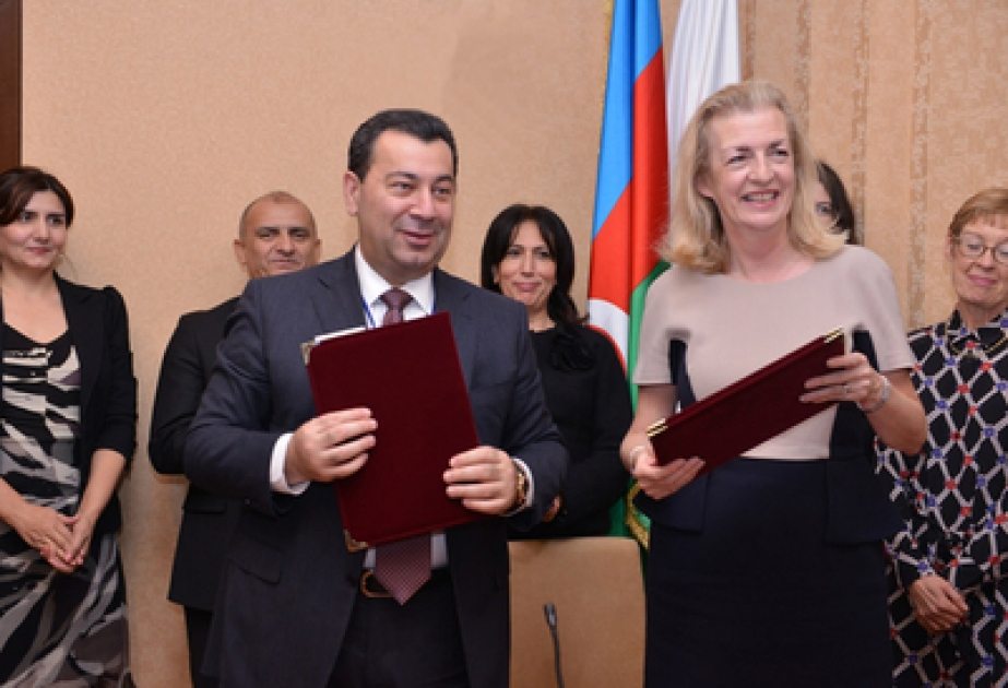 Böyük Britaniyanın Suffolk Universiteti ilə Azərbaycan Dillər Universiteti arasında əməkdaşlıq haqqında müqavilə imzalanmışdır