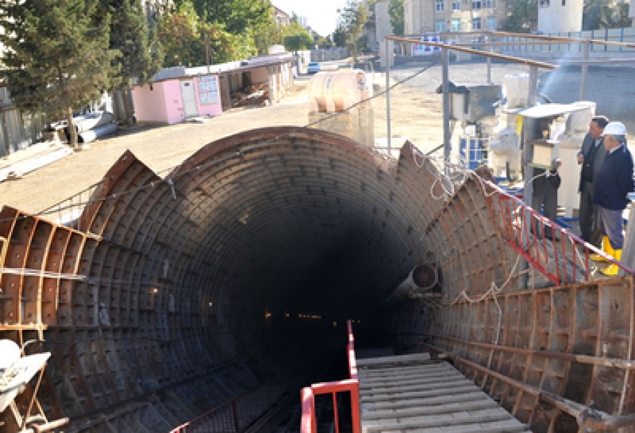 Metropolitenin “Elmlər Akademiyası” stansiyasının ikinci çıxışının tikintisi davam edir