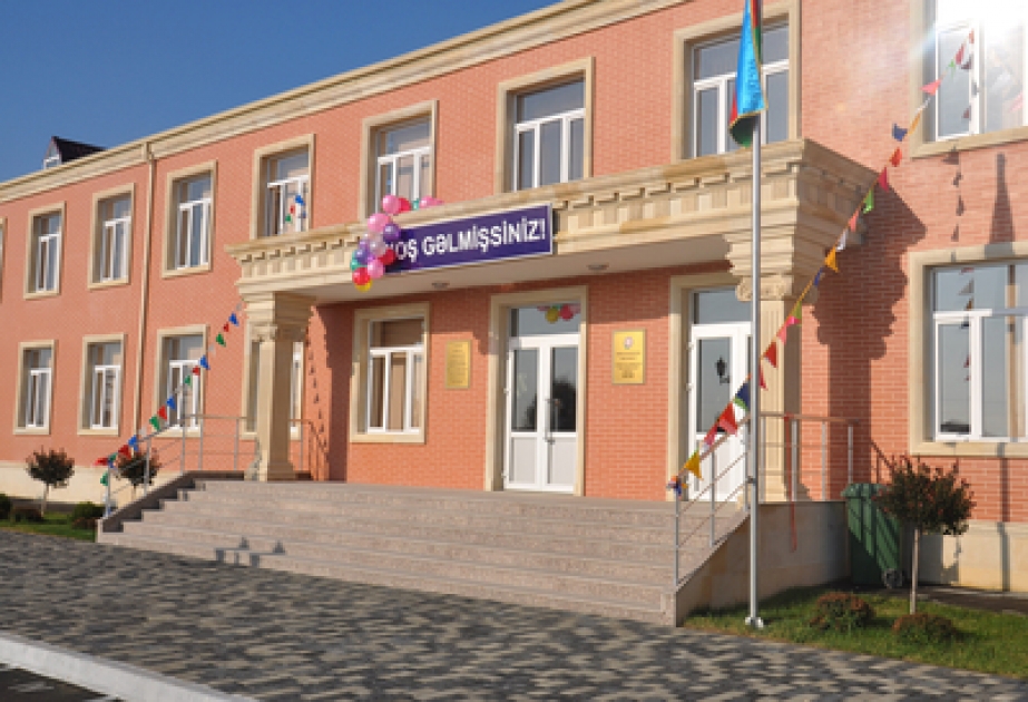 Məcburi köçkün uşaqlar üçün tikilmiş daha bir yeni məktəb binası istifadəyə verilmişdir
