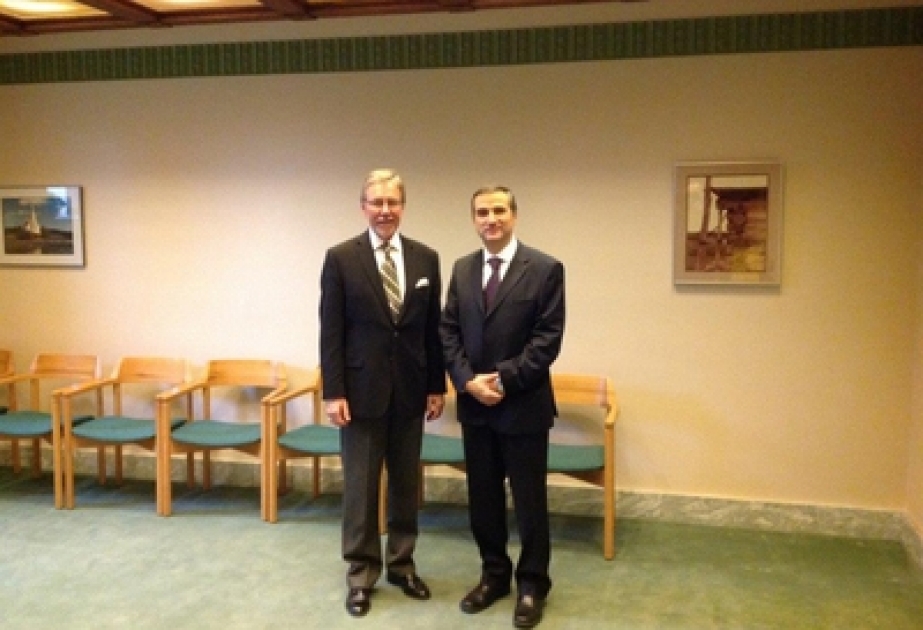 Azerbaijan, Canada discuss opportunities for cooperation