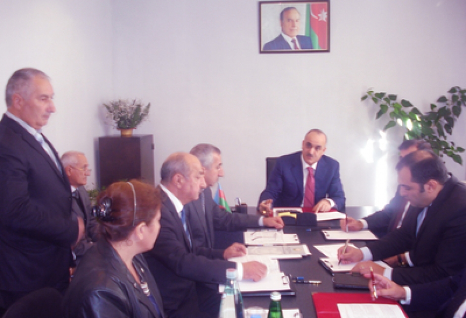 Əmək və əhalinin sosial müdafiəsi naziri Qax rayonunda vətəndaşları qəbul etmişdir