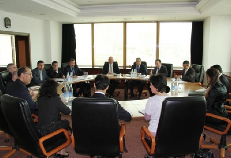 Azerbaijani Central Bank`s chairman meets IMF Mission head