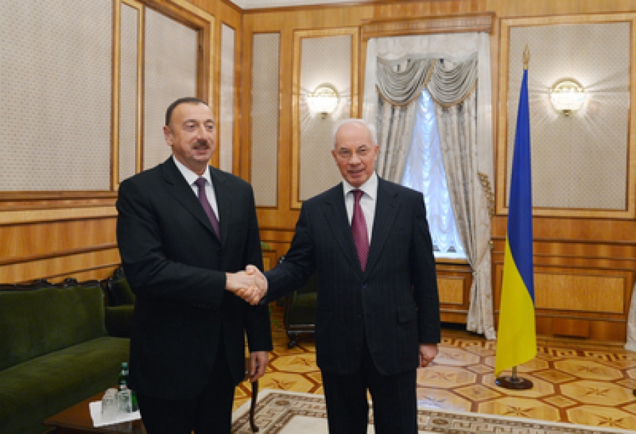 Aserbaidschans Präsident Ilham Aliyev traf sich mit ukrainischem Ministerpräsidenten Mykola Asarow VİDEO
