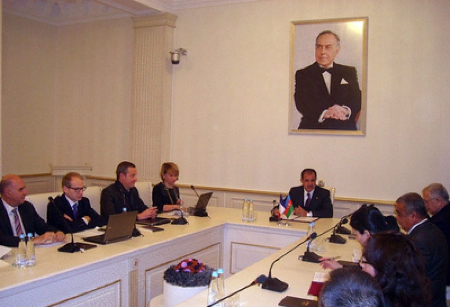 Gəncədə tramvay xəttinin çəkilişinə dair memorandum imzalanmışdır