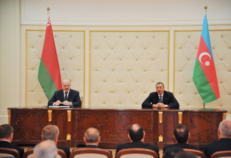 Conférence de presse des présidents azerbaïdjanais et biélorusse VİDEO