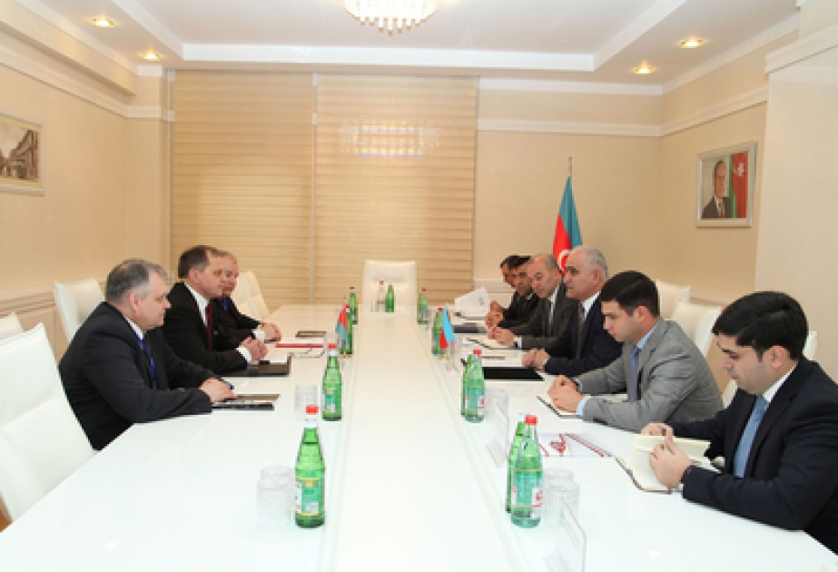 Azerbaijani Minister of Economy and Industry meets Belarus counterpart