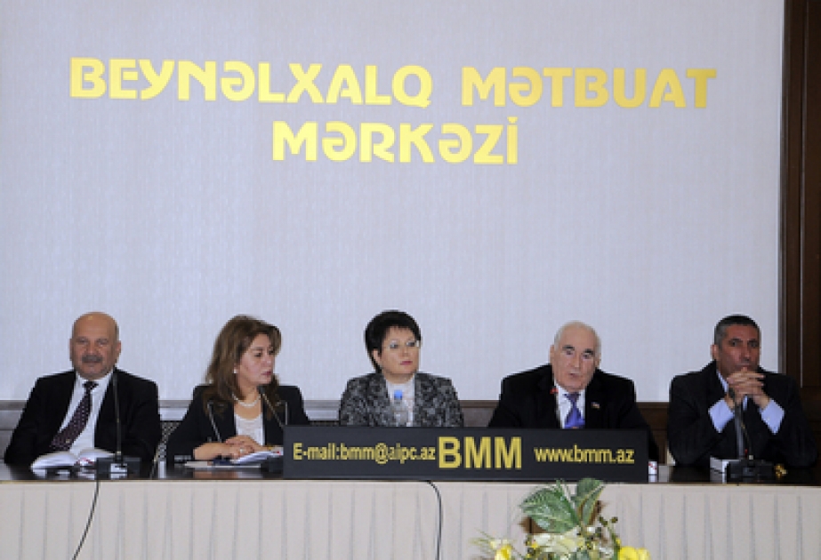 Yazıçı Elmira Axundovanın “Heydər Əliyev: Şəxsiyyət və zaman” roman-tədqiqatının beşinci cildinin təqdimatı olmuşdur