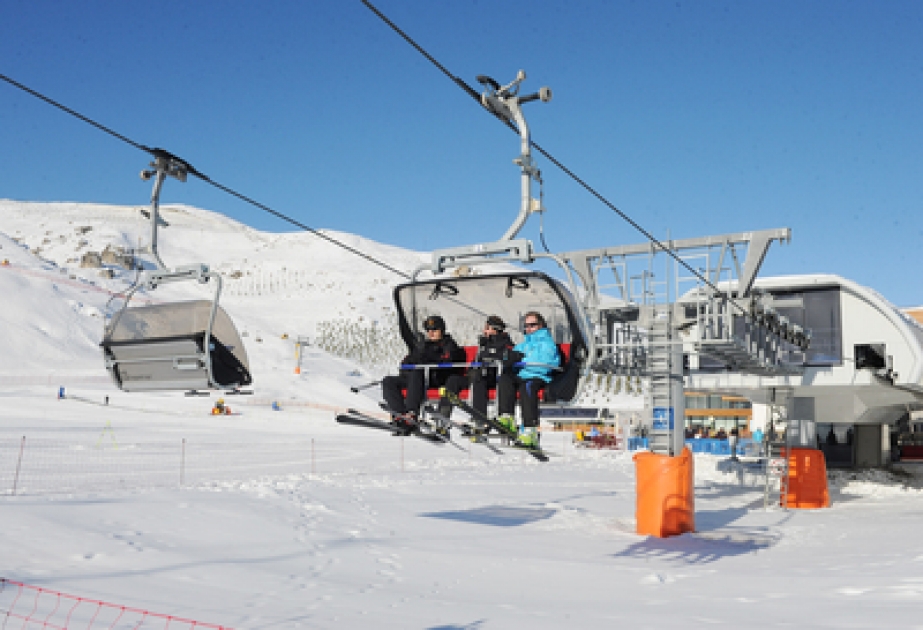 Service im Winter-Sommer- Tourismus-Komplex “Schahdagh” in Gusar ist erstklssig VIDEO