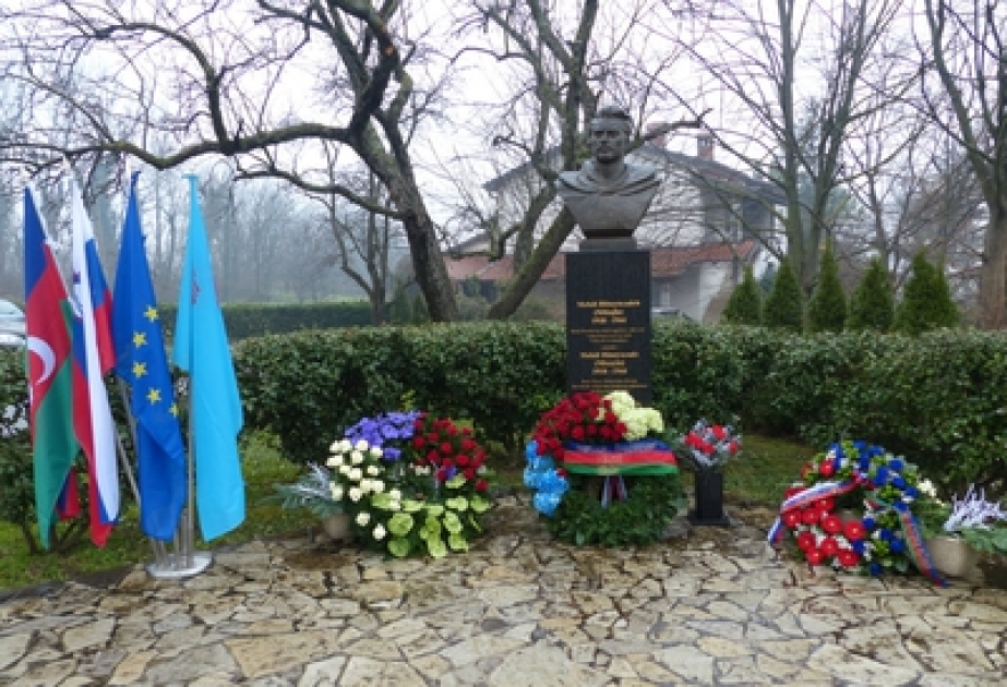 По случаю 95-летнего юбилея отважного сына азербайджанского народа Мехти Гусейнзаде в словенском поселке Чепован открыт мемориальный комплекс