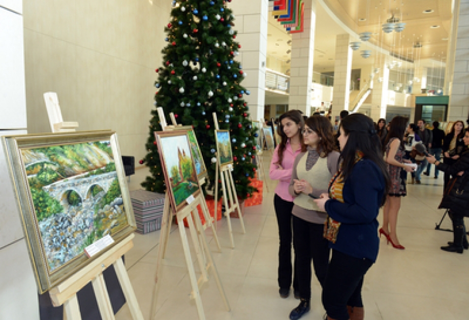 Une exposition d’œuvres d’art dédiées au Karabagh s’est ouverte à l’Académie diplomatique d’Azerbaïdjan