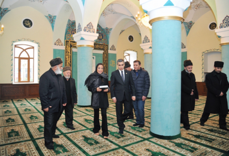 В поселке Мардакян состоялось открытие джума-мечети Гейдар, реконструированной по инициативе Фонда Гейдара Алиева В церемонии приняла участие вице-президент Фонда Гейдара Алиева Лейла Алиева