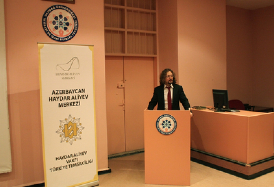 Heydər Əliyev Fondunun Türkiyə nümayəndəliyi 20 Yanvar faciəsinin ildönümü ilə əlaqədar konfrans təşkil etmişdir